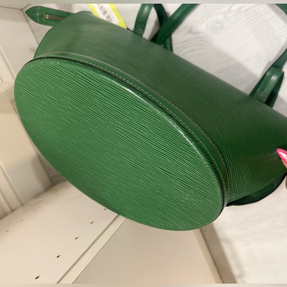 Louis Vuitton Epi - Picture 11 of 11